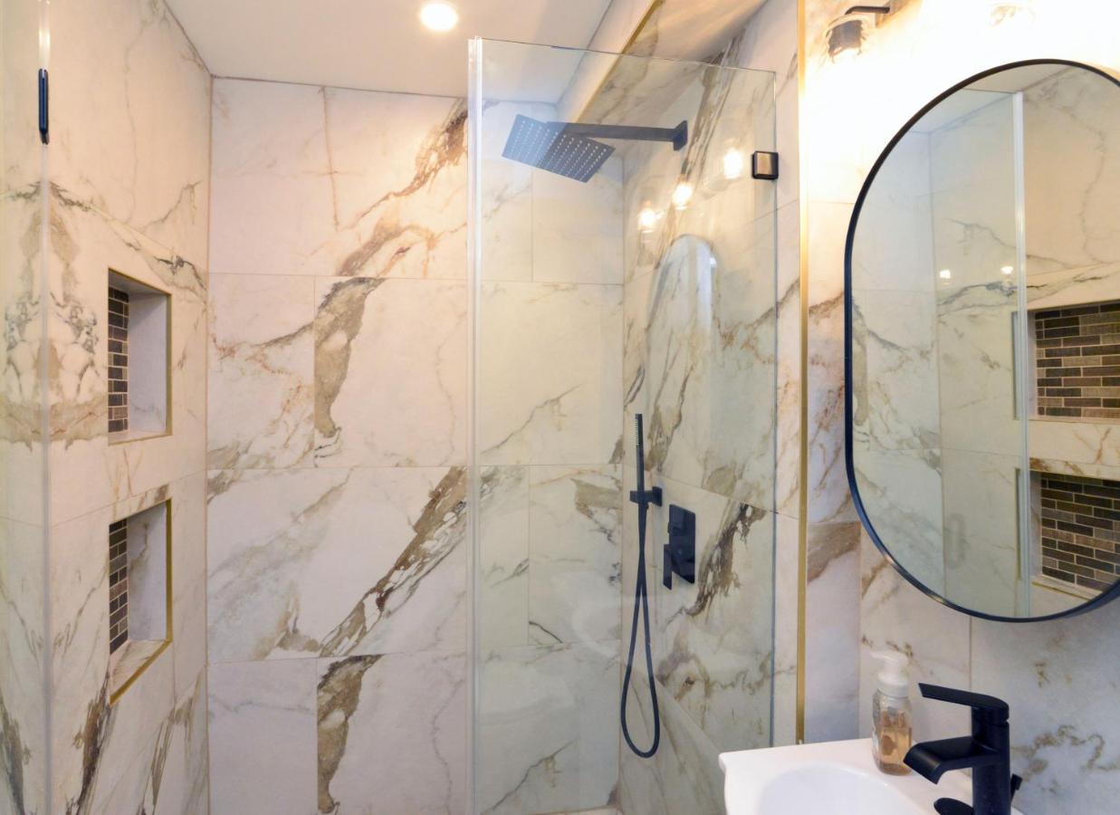 Modern Two Bedroom Condo - Boston Stoneham Εξωτερικό φωτογραφία