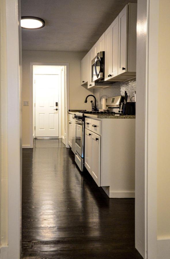 Modern Two Bedroom Condo - Boston Stoneham Εξωτερικό φωτογραφία