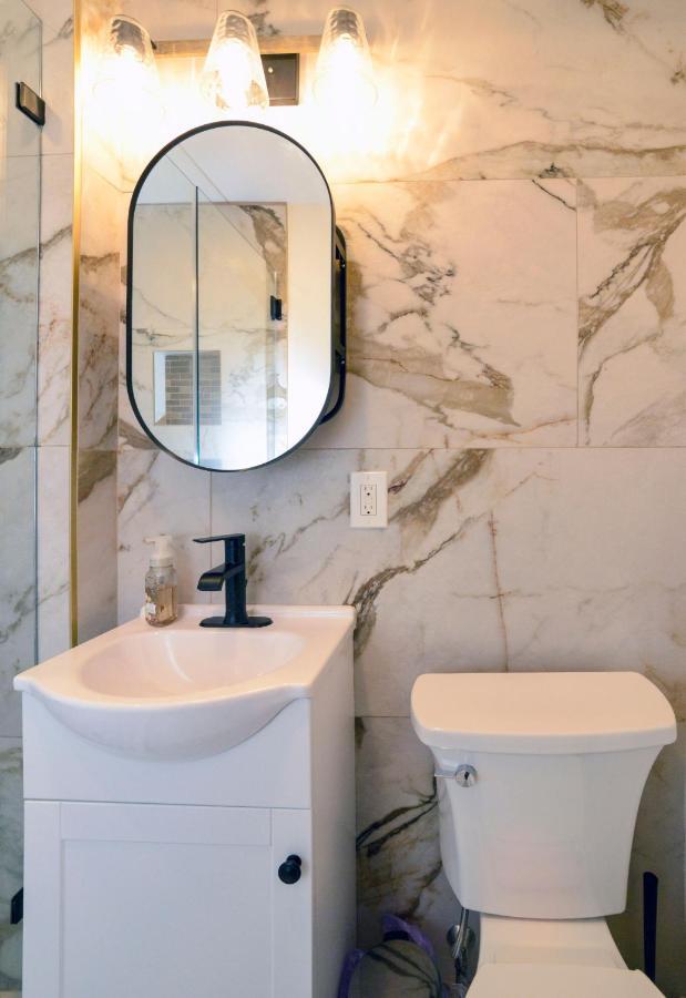 Modern Two Bedroom Condo - Boston Stoneham Εξωτερικό φωτογραφία