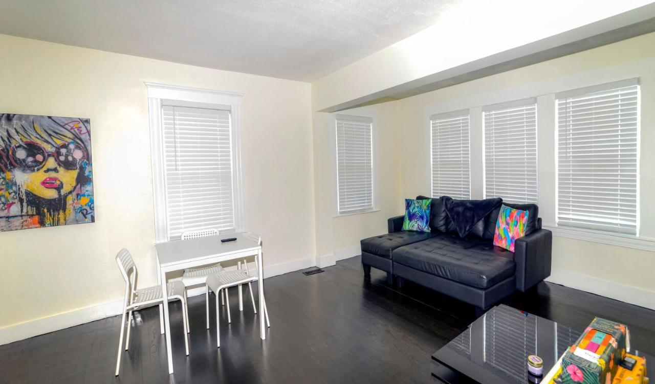 Modern Two Bedroom Condo - Boston Stoneham Εξωτερικό φωτογραφία