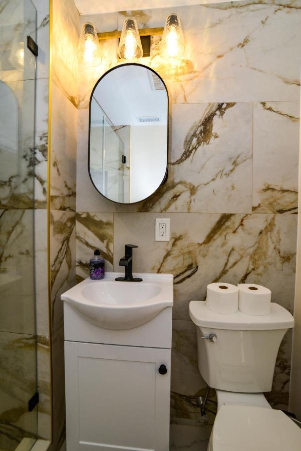Modern Two Bedroom Condo - Boston Stoneham Εξωτερικό φωτογραφία