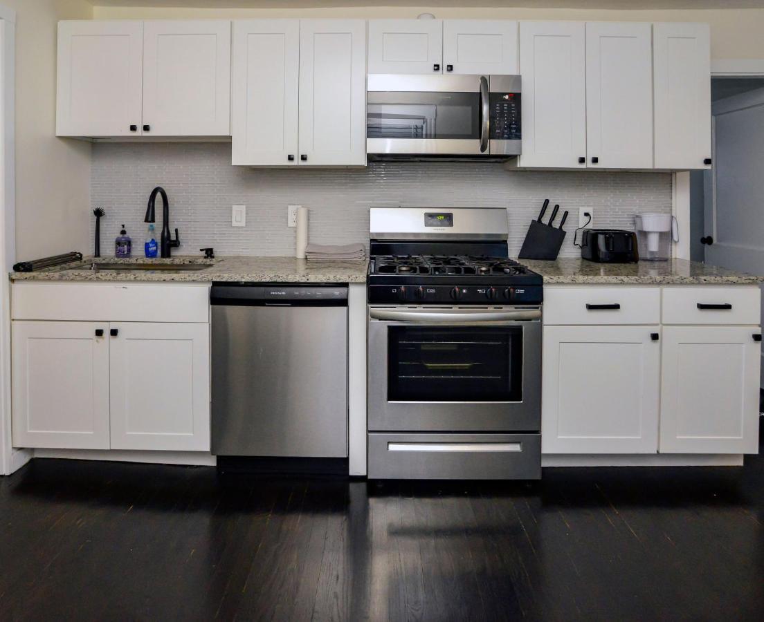 Modern Two Bedroom Condo - Boston Stoneham Εξωτερικό φωτογραφία