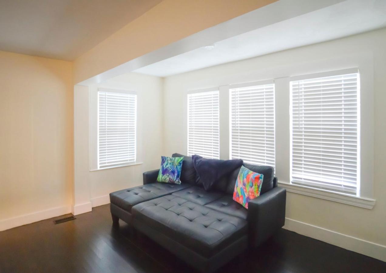 Modern Two Bedroom Condo - Boston Stoneham Εξωτερικό φωτογραφία