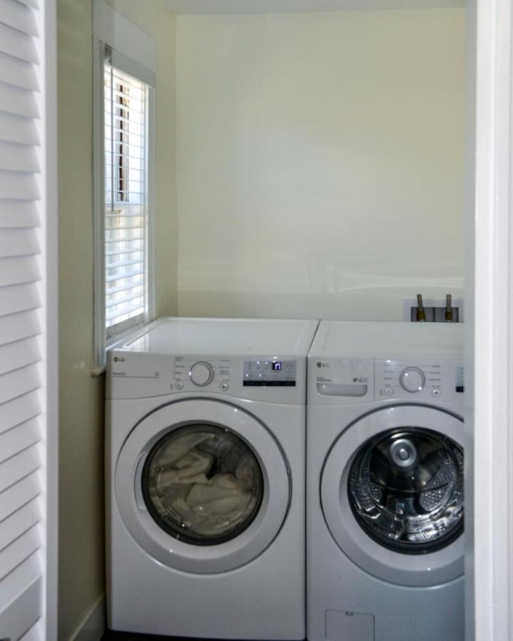 Modern Two Bedroom Condo - Boston Stoneham Εξωτερικό φωτογραφία